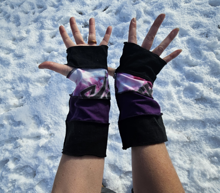 broken sigil cuffs - Image 1